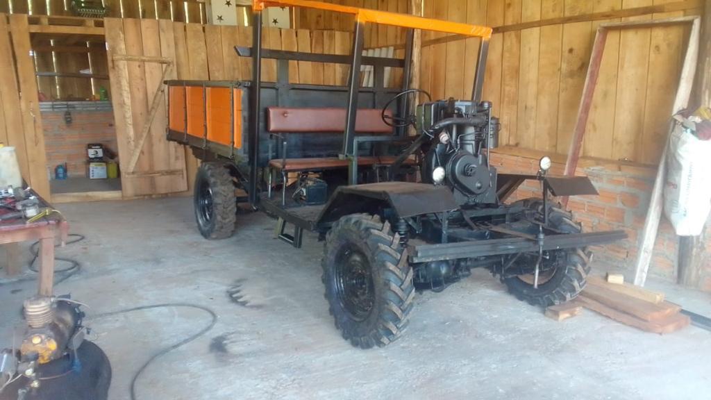 Carreta traçada e reduzida direção hidráulica 1 pistão